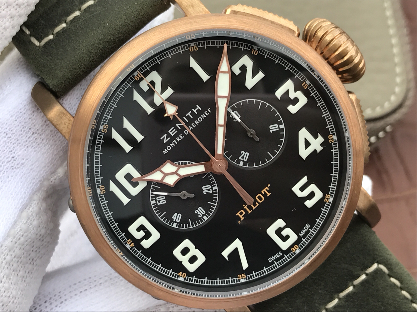 仿真力時飛行員 XF真力時飛行員29.2430.4069/21.C800青銅騎士￥3480-高仿錶