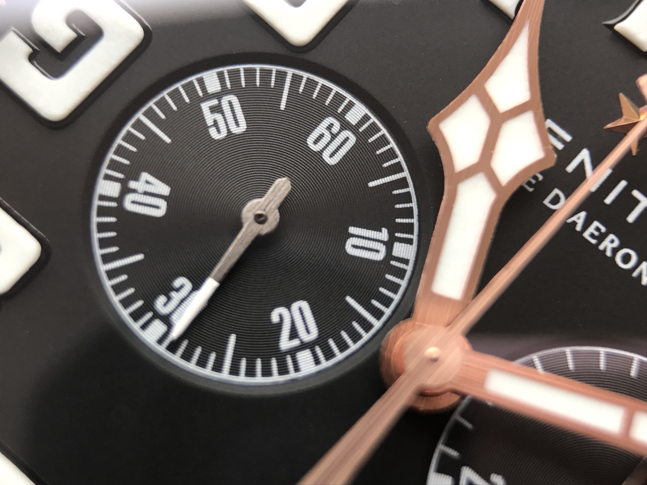 仿真力時飛行員 XF真力時飛行員29.2430.4069/21.C800青銅騎士￥3480-高仿錶