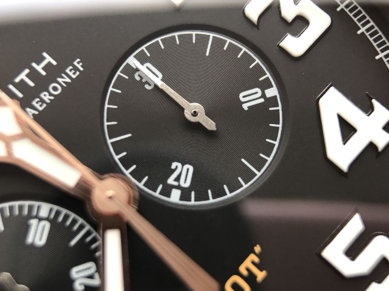 仿真力時飛行員 XF真力時飛行員29.2430.4069/21.C800青銅騎士￥3480-高仿錶