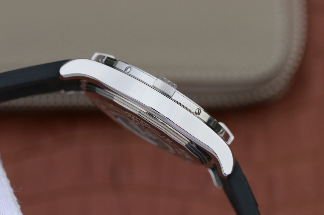 仿百年靈復仇者 GF百年靈復仇者二代A3239011¥3480-高仿錶 仿百年靈復仇者 GF百年靈復仇者二代A3239011¥3480-高仿錶