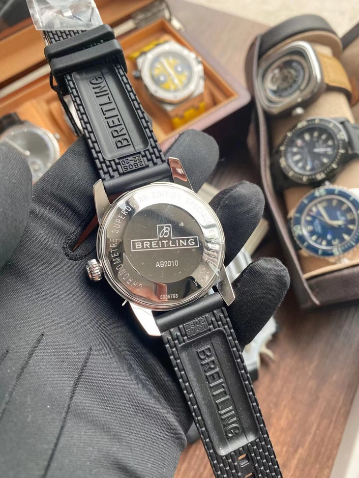 1比1高仿百年靈男士手錶多少錢 gf百年靈超級海洋文化二代42 UB2010161C1S1￥3480-高仿錶