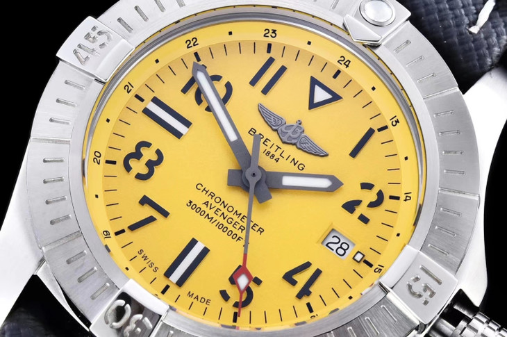 百年靈復仇者深潛海狼1比1復刻 gf百年靈復仇者繫列A17319101I1A1 黃色盤面￥3480-高仿錶