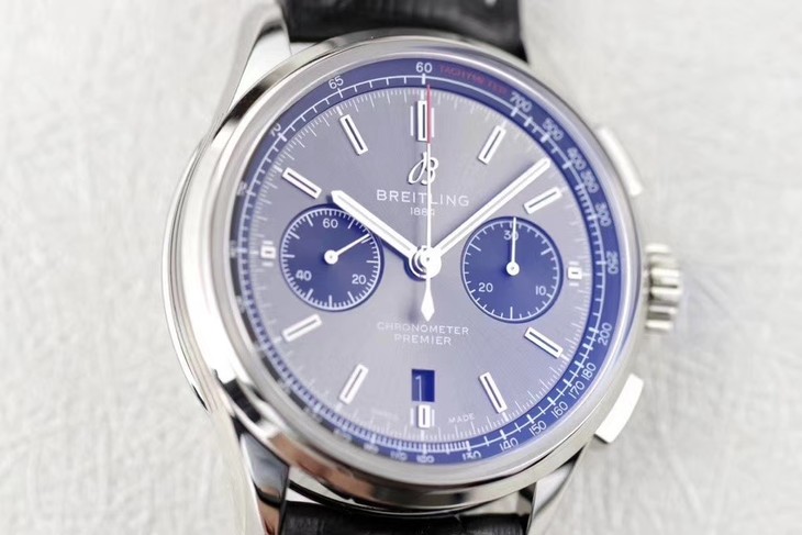 百年靈璞雅熊貓1比1復刻 gf百年靈璞雅繫列AB0118221B1P2 灰盤￥3680-高仿錶