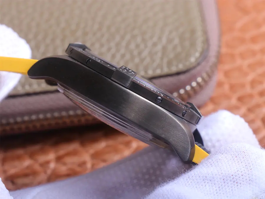 一比一高仿百年靈黑鳥偵察機價格 BLS廠百年靈復仇者二代美國特別版¥3880-高仿錶 一比一高仿百年靈黑鳥偵察機價格 BLS廠百年靈復仇者二代美國特別版¥3880-高仿錶