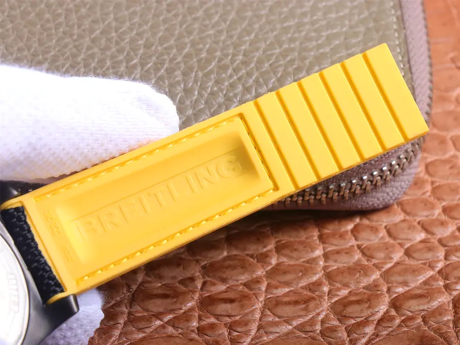 一比一高仿百年靈黑鳥偵察機價格 BLS廠百年靈復仇者二代美國特別版¥3880-高仿錶 一比一高仿百年靈黑鳥偵察機價格 BLS廠百年靈復仇者二代美國特別版¥3880-高仿錶