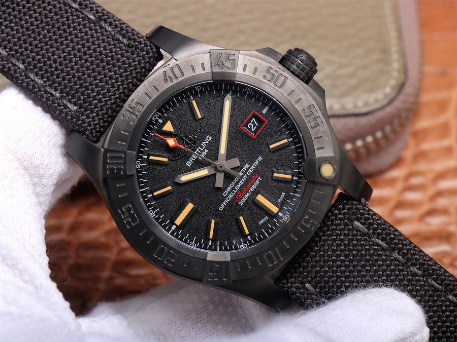 百年靈黑鳥高仿錶V4 tf廠手錶百年靈經典復仇者繫列黑鳥偵察機44mm￥3680 -高仿錶