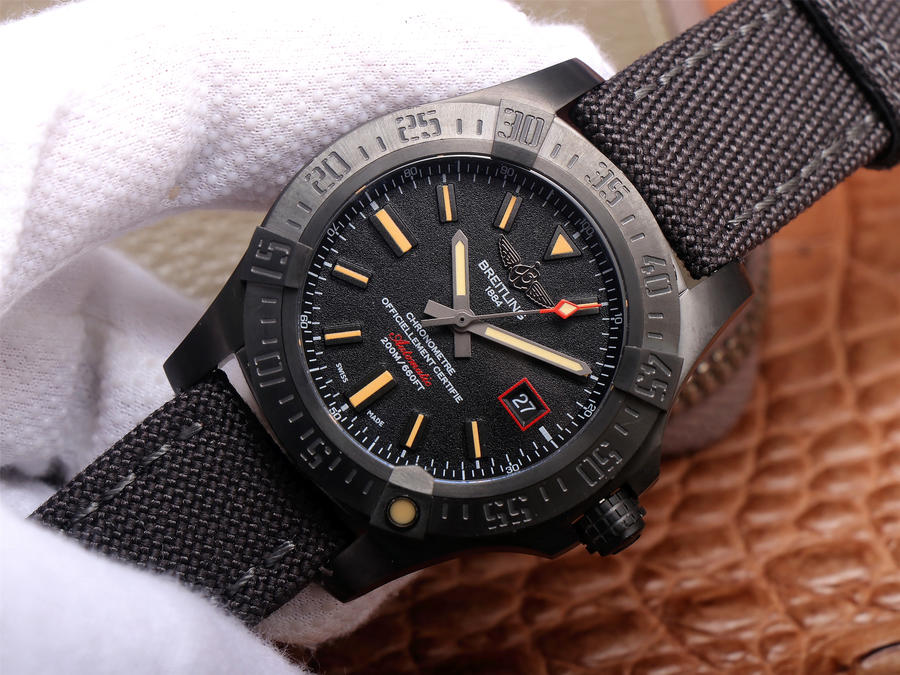 百年靈黑鳥高仿錶V4 tf廠手錶百年靈經典復仇者繫列黑鳥偵察機44mm￥3680 -高仿錶