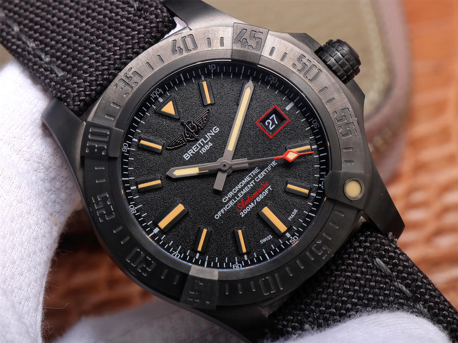 百年靈黑鳥高仿錶V4 tf廠手錶百年靈經典復仇者繫列黑鳥偵察機44mm￥3680 -高仿錶