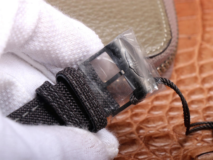 百年靈黑鳥高仿錶V4 tf廠手錶百年靈經典復仇者繫列黑鳥偵察機44mm￥3680 -高仿錶