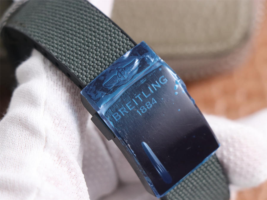 百年靈海狼復刻手錶 GF廠百年靈海狼V2重生版￥3880 -高仿錶