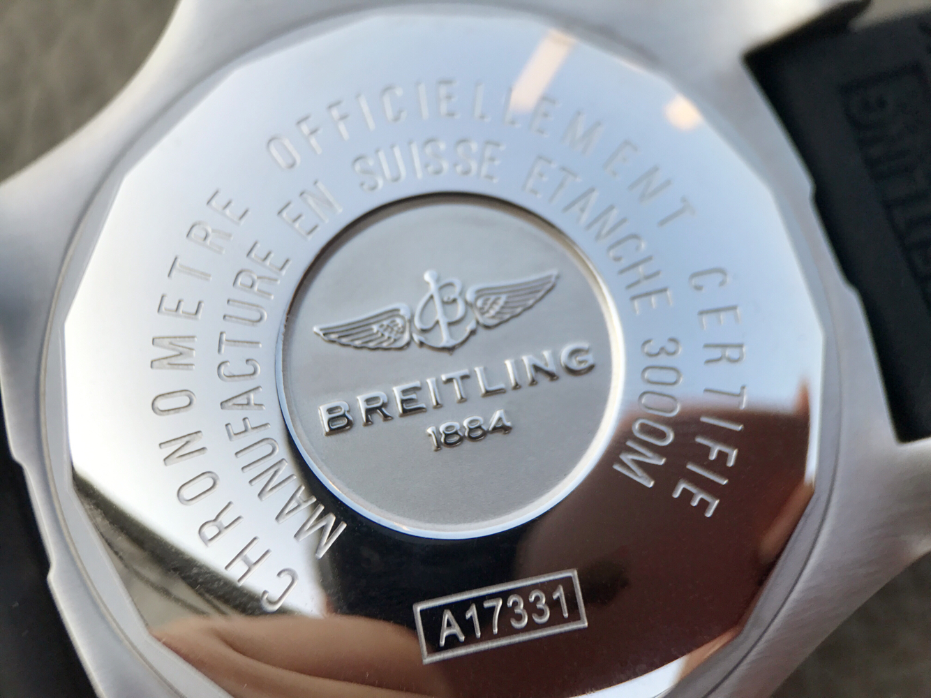 百年靈復仇者精仿 GF百年靈復仇者二代深潛海狼A1733010/BA05￥3480-高仿錶