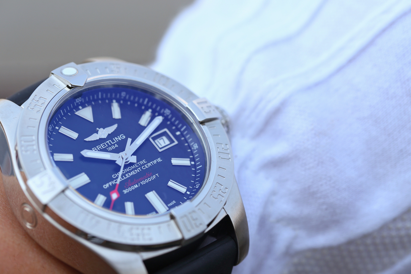 百年靈復仇者精仿 GF百年靈復仇者二代深潛海狼A1733010/BA05￥3480-高仿錶