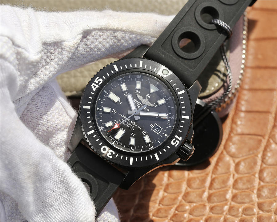 百年靈海洋仿 百年靈超級海洋男士腕錶￥3480-高仿錶
