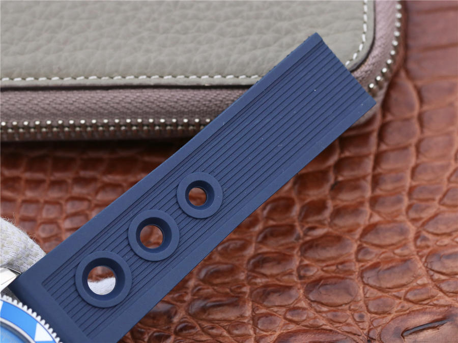 百年靈超級海洋二代仿錶 OM百年靈超級海洋繫列計時男士腕錶￥3680-高仿錶