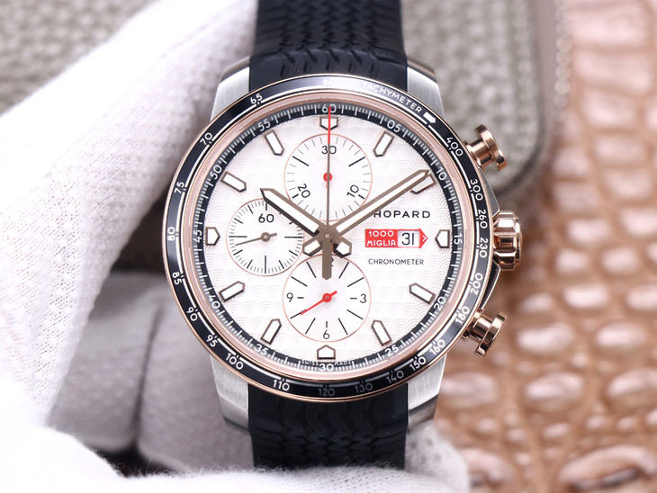 1比1復刻蕭邦經典賽車 v7蕭邦賽車繫列 168571￥4880-高仿錶