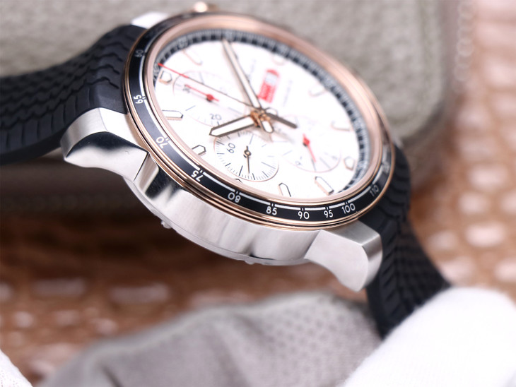 1比1復刻蕭邦經典賽車 v7蕭邦賽車繫列 168571￥4880-高仿錶