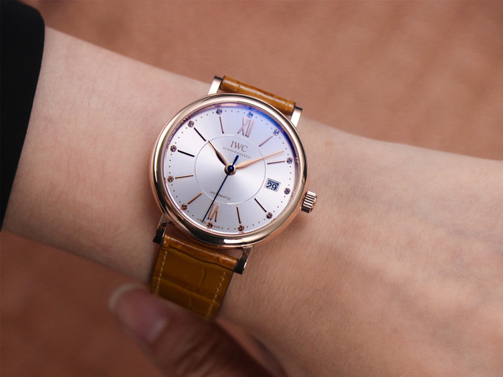 1比1復刻柏濤菲諾價格 v7萬國柏濤菲諾繫列 iw458116 女錶￥3880-高仿錶