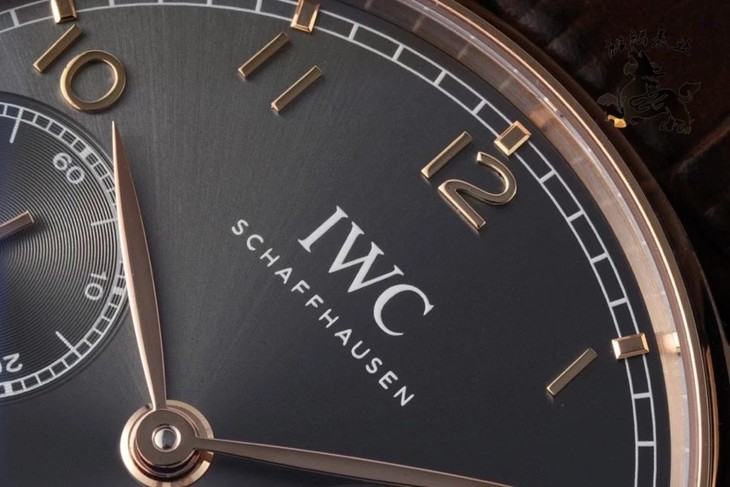 1比1復刻萬國葡萄牙手錶多少錢 az葡萄牙繫列 IW500702 玫瑰金色殼 自動機械錶￥3480-高仿錶