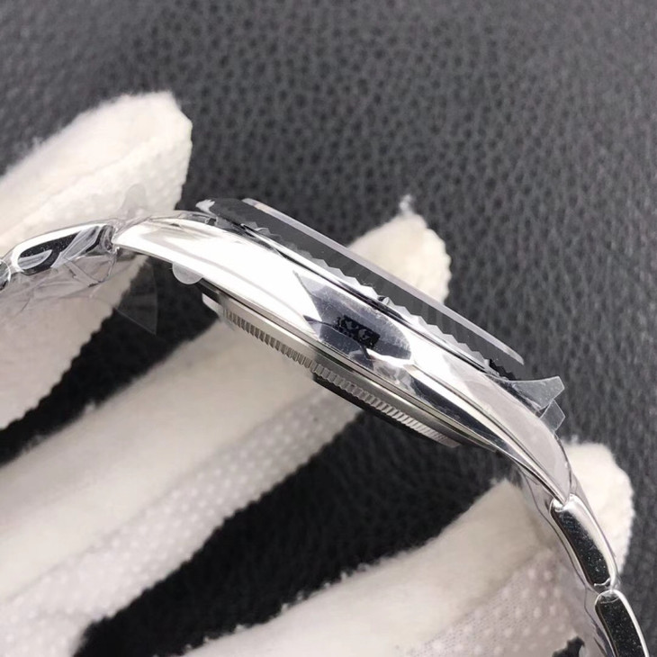 勞力士1比1復刻日誌錶 vs勞力士日誌型 126334 灰盤¥4580-高仿錶 勞力士1比1復刻日誌錶 vs勞力士日誌型 126334 灰盤¥4580-高仿錶