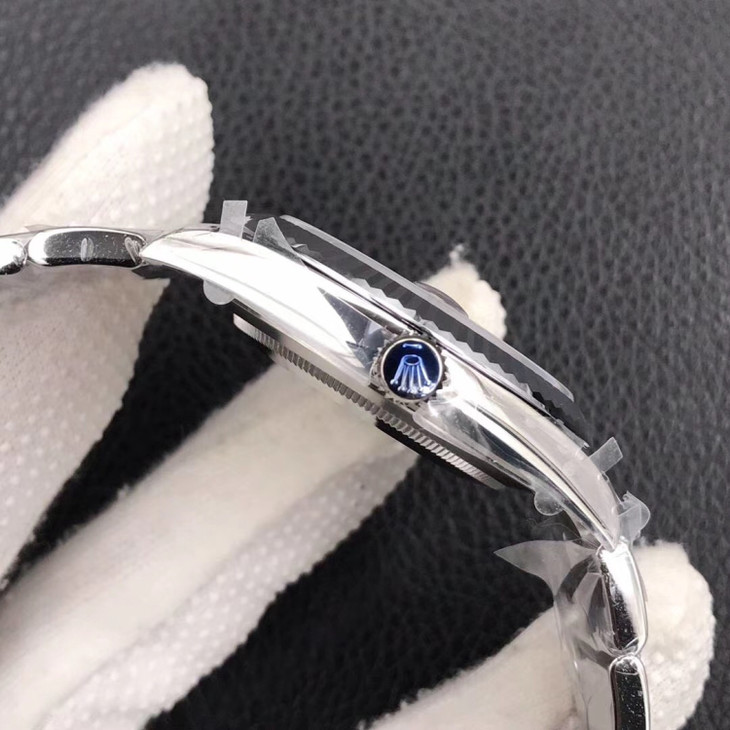 勞力士1比1復刻日誌錶 vs勞力士日誌型 126334 灰盤¥4580-高仿錶 勞力士1比1復刻日誌錶 vs勞力士日誌型 126334 灰盤¥4580-高仿錶