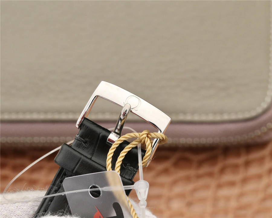 歐米茄蝶飛藍盤高仿 DV歐米茄動顯蝶飛424.13.40.21.03.001￥3180-高仿錶