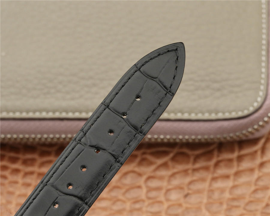 歐米茄蝶飛藍盤高仿 DV歐米茄動顯蝶飛424.13.40.21.03.001￥3180-高仿錶