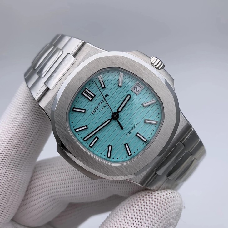 1比1復刻百達翡麗鸚鵡螺蒂芙尼藍 5711 3k出品 經典機械男錶￥4680-高仿錶