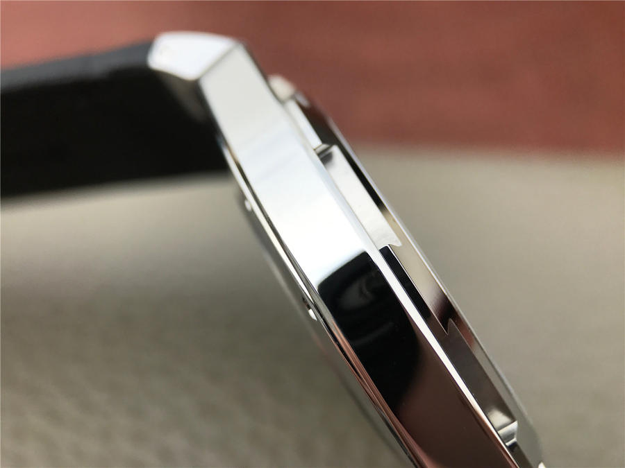 精仿江詩丹頓縱橫四海 JJ江詩丹頓縱橫四海繫列47040￥3680-高仿錶