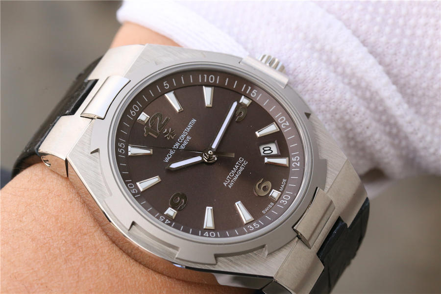 精仿江詩丹頓縱橫四海 JJ江詩丹頓縱橫四海繫列47040￥3680-高仿錶