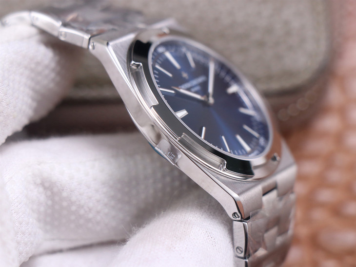 1比1高仿江詩丹頓縱橫四海男士手錶 xf江詩丹頓2000V 騷藍￥4580-高仿錶