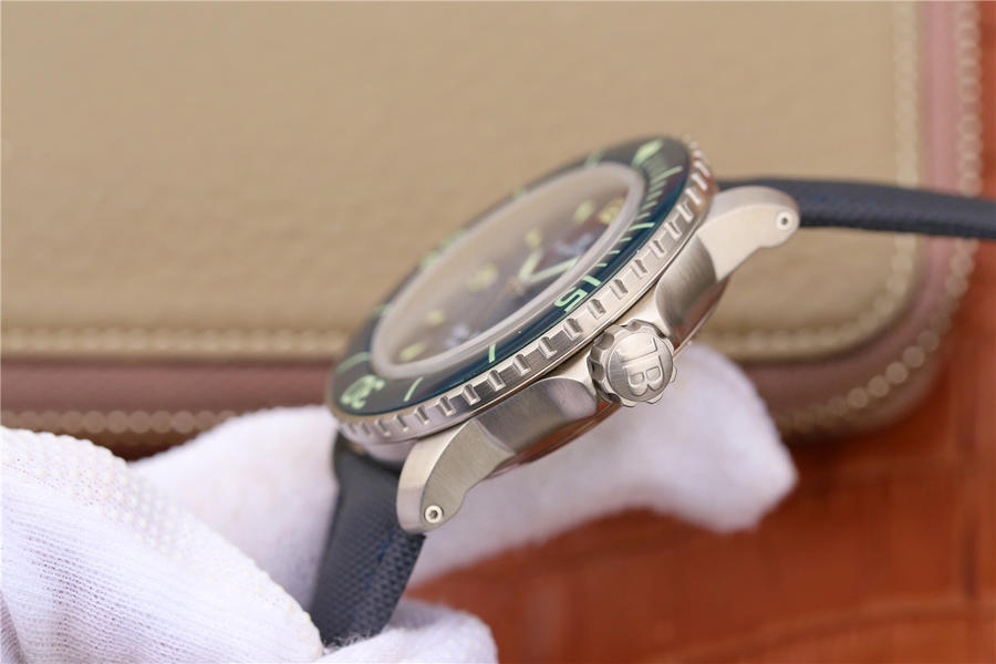 復刻手錶腕錶寶珀五十尋 ZF寶珀五十噚5015D-1140-52B 藍盤￥4580-高仿錶