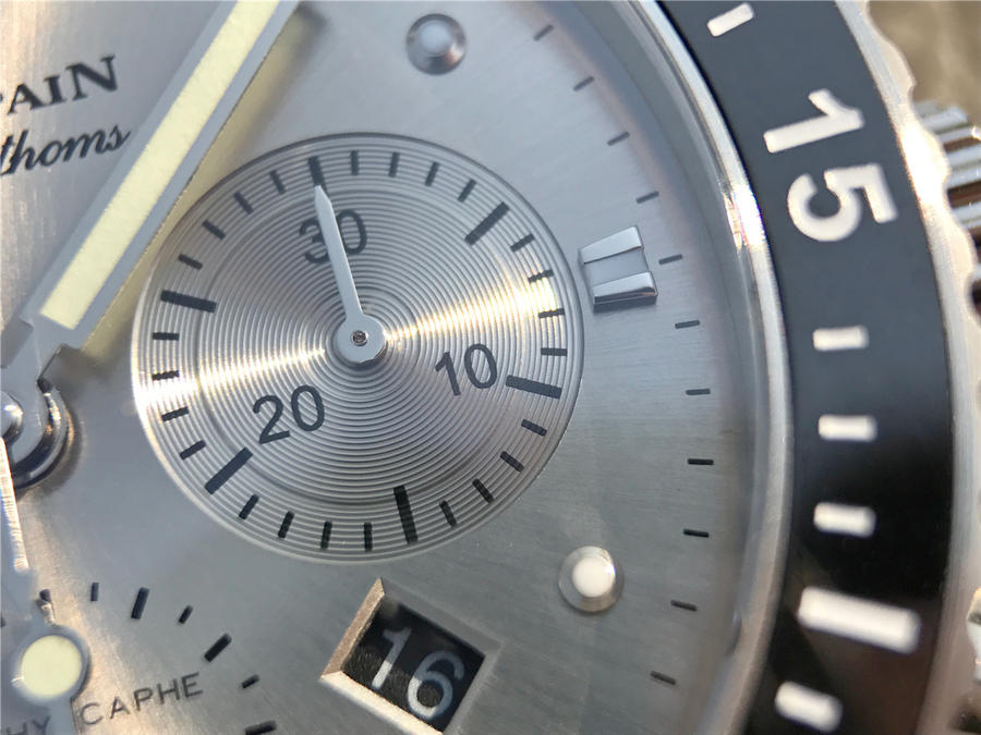 寶珀五十仿錶吧 KJ寶珀五十噚繫列5200款￥3880-高仿錶