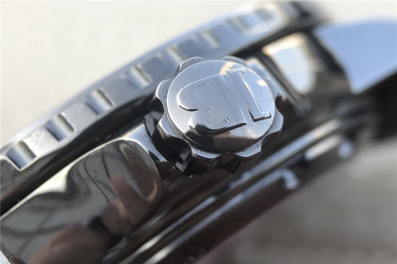 復刻手錶錶寶珀五十噚 ZF寶珀五十噚“黑武士”5015-11C30-52版￥4580-高仿錶