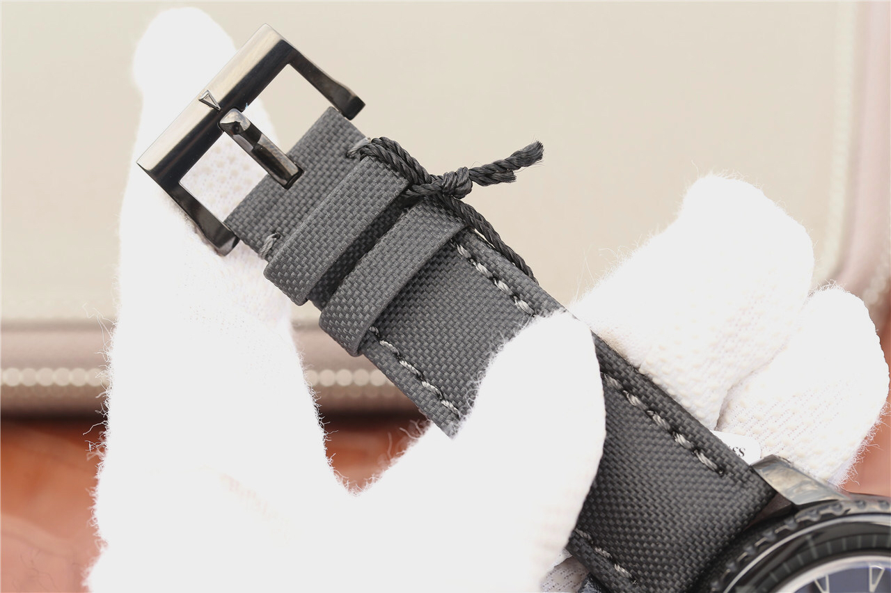 復刻手錶錶寶珀五十噚 ZF寶珀五十噚“黑武士”5015-11C30-52版￥4580-高仿錶