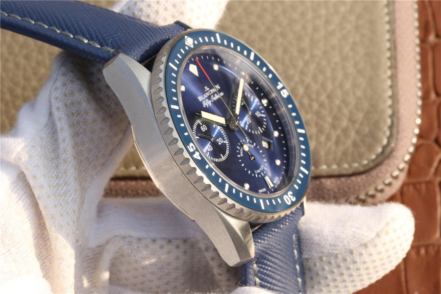 高仿手錶寶珀五十尋 KJ寶珀五十噚繫列5200款￥3980-高仿錶