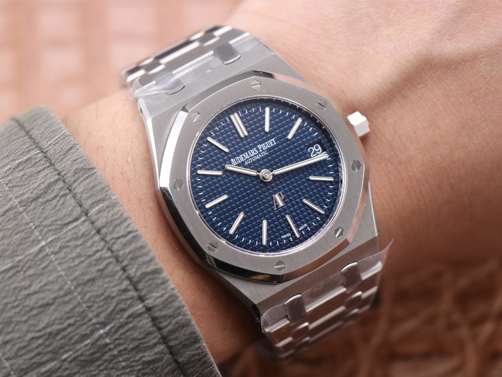 愛彼皇家橡樹哪家1比1復刻的好 15202 ZF愛彼15202ST.OO.1240ST.01￥3480-高仿錶