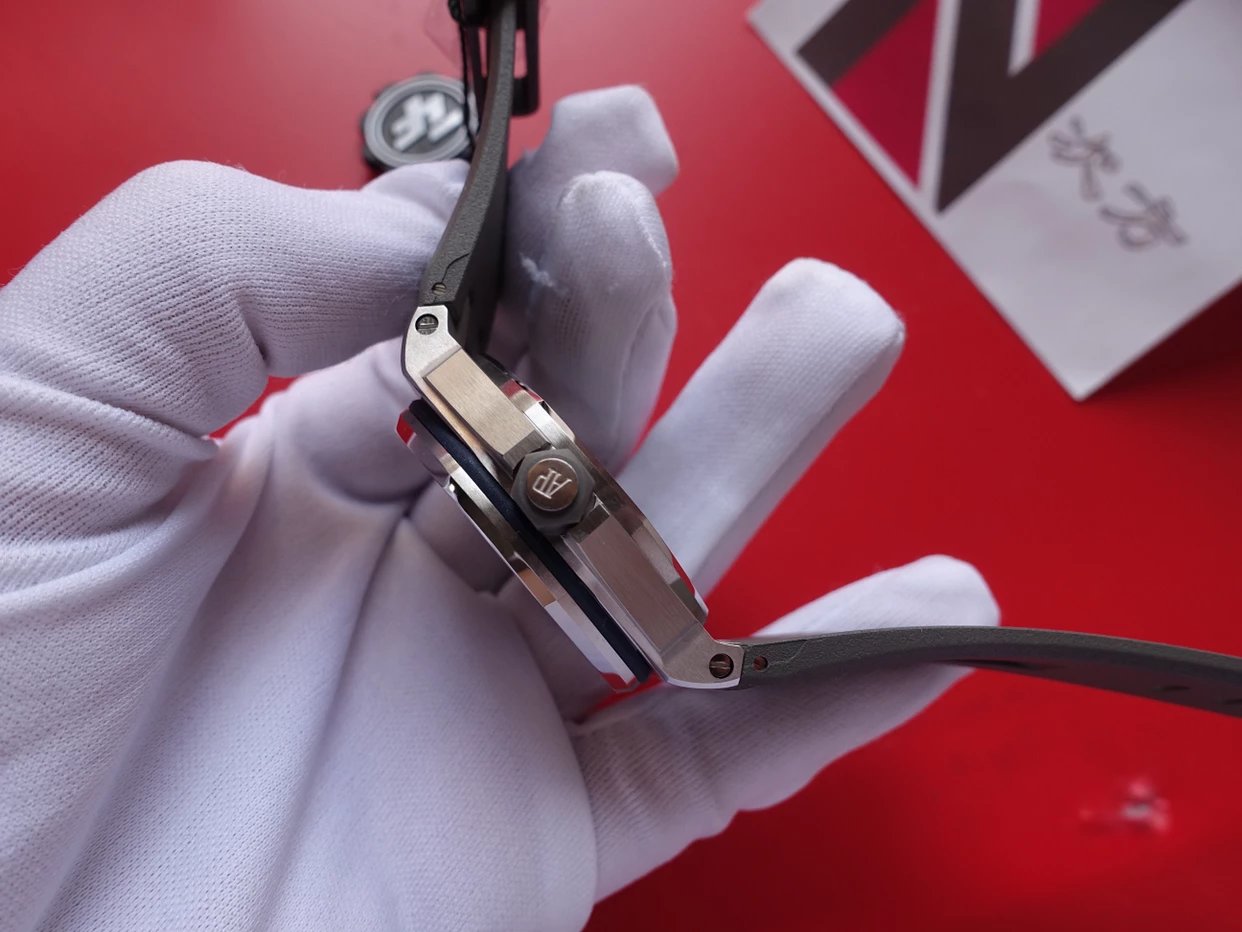 zf愛彼皇家橡樹15720 綠盤 15720ST.OO.A052CA.01 1比1精仿錶¥3680-高仿錶 zf愛彼皇家橡樹15720 綠盤 15720ST.OO.A052CA.01 1比1精仿錶¥3680-高仿錶