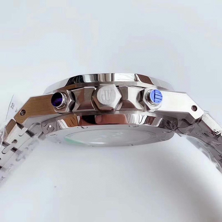 愛彼皇家橡樹繫列1比1復刻腕錶 bf愛彼皇家橡樹繫列26315ST.OO.1256ST.02￥3980-高仿錶