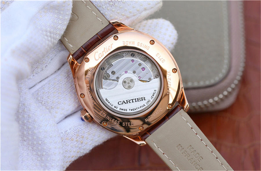 卡地亞drive繫列 高仿 卡地亞DRIVE繫列WGNM0008￥3180-高仿錶