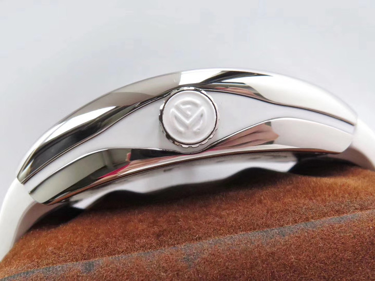 法蘭克穆勒男錶高仿 ZF廠出品法蘭克穆勒V45繫列￥4580-高仿錶