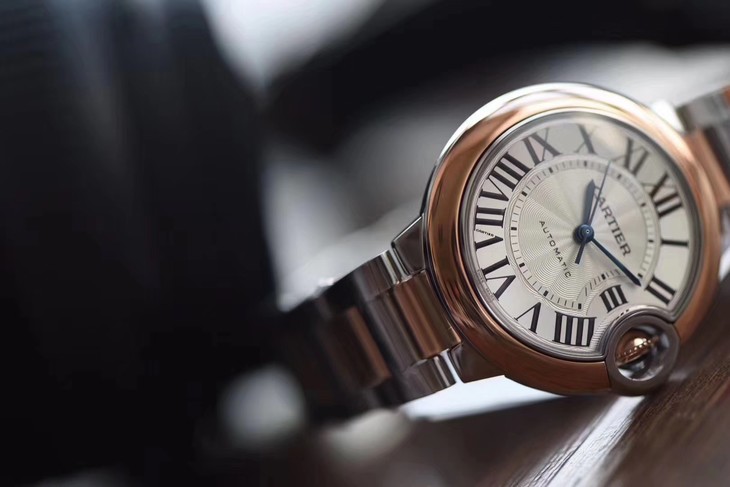 V6廠卡地亞藍氣球33mm價格 W2BB0023 間金藍氣球女錶精仿錶￥3180-高仿錶