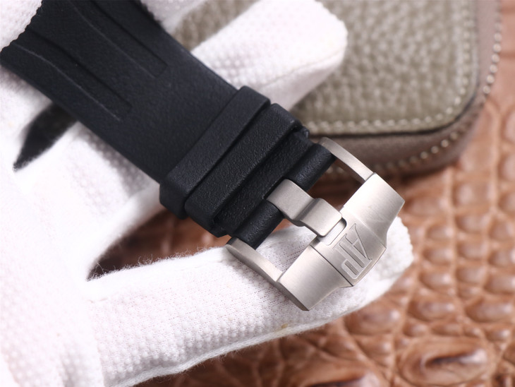 高仿手錶愛彼皇家橡樹26415CE價格 JF廠手錶愛彼皇家橡樹離岸26415CE.OO.A002CA.01￥5480-高仿錶