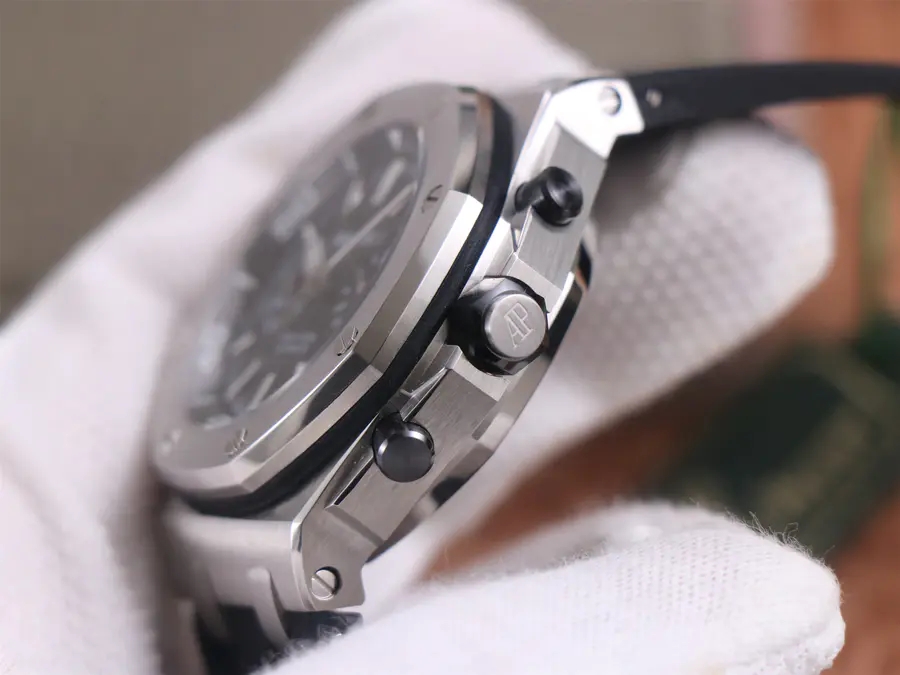 一比一愛彼一比一高仿手錶 tw廠愛彼皇家橡樹離岸型26703￥3980-高仿錶