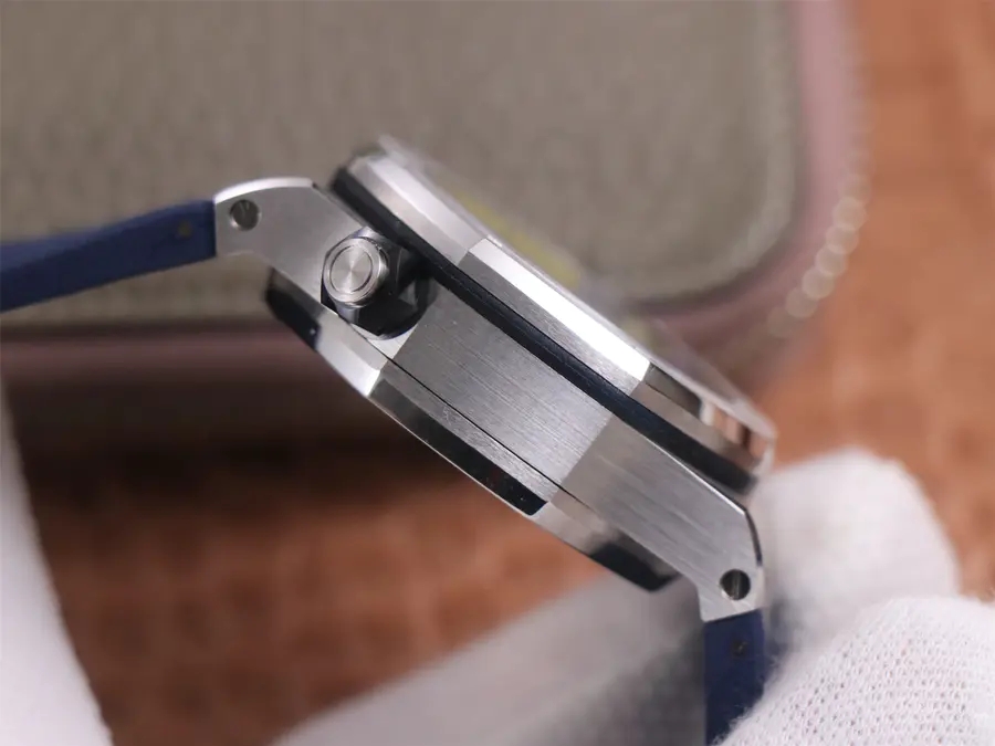 一比一高仿愛彼手錶價格圖片 tw廠愛彼皇家橡樹離岸型26703ST.OO.A027CA.01 藍莓￥3980-高仿錶