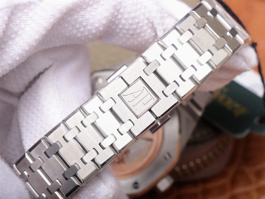 愛彼皇家橡樹高仿錶 om廠手錶愛彼15500ST.OO.1220ST.01￥3980-高仿錶