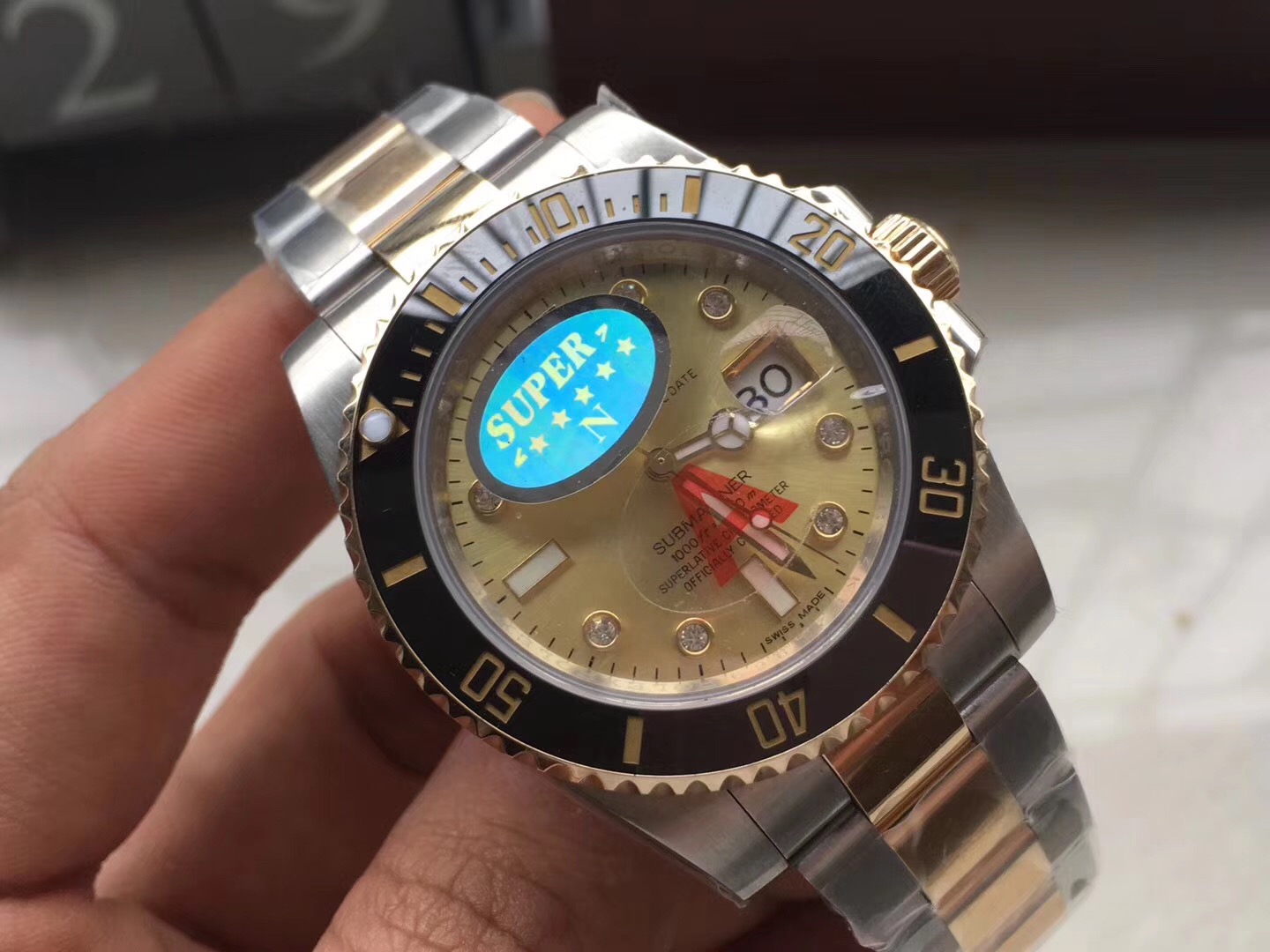 勞力士116613LB-97203間金黃金面水鬼v7鑲鉆版 一比一復刻-高仿錶 勞力士116613LB-97203間金黃金面水鬼v7鑲鉆版 一比一復刻-高仿錶