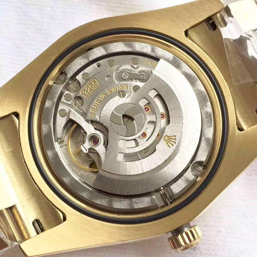 復刻一比一勞力士（Rolex）星期日歴型118238A-83208金錶全自動機械男錶-高仿錶