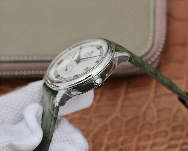 DV歐米茄碟飛 復刻真動顯 長儲能版 正品開模 跟正品一致的功能-高仿錶 DV歐米茄碟飛 復刻真動顯 長儲能版 正品開模 跟正品一致的功能-高仿錶