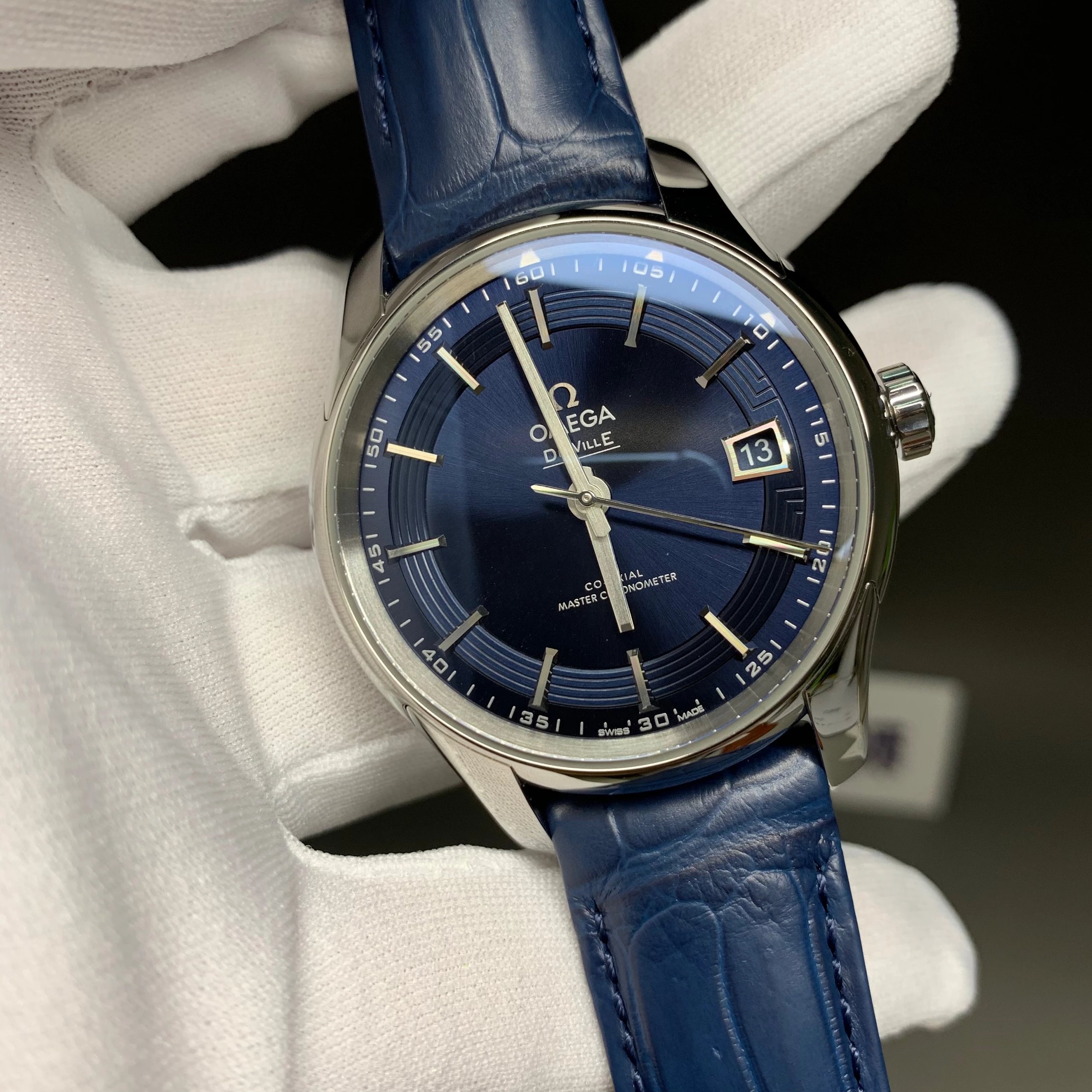 s廠歐米茄蝶飛繫列433.33.41.21.03.001明亮之藍鱷魚皮男士機械錶最好的版本-高仿錶