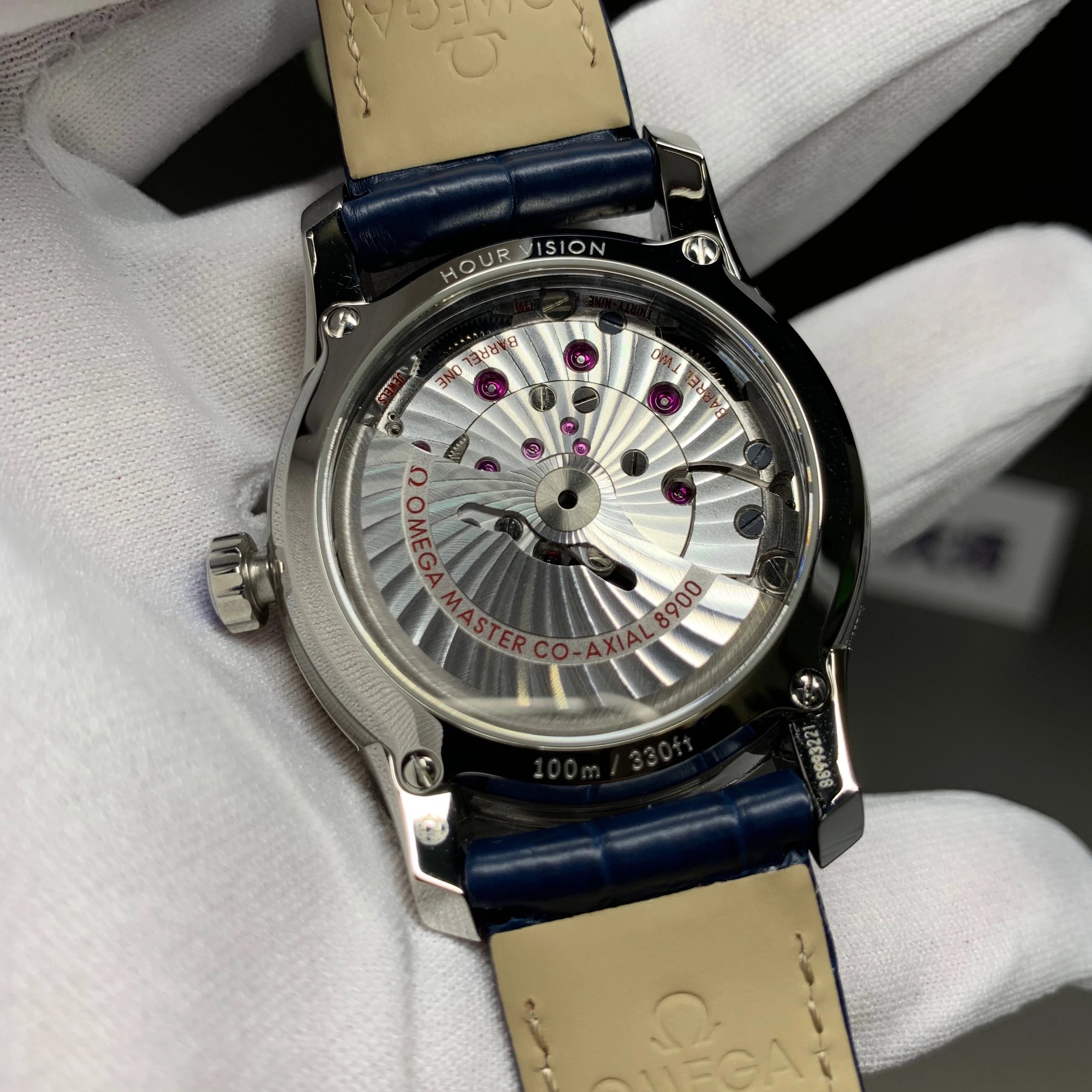 s廠歐米茄蝶飛繫列433.33.41.21.03.001明亮之藍鱷魚皮男士機械錶最好的版本-高仿錶